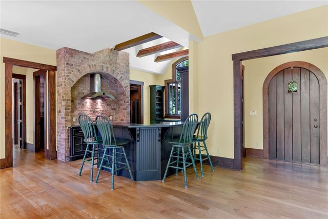 205 Long Cove Court, Sunset, SC 29685