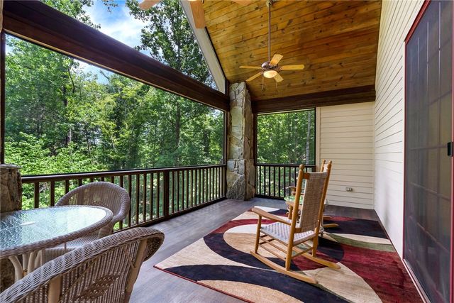 205 Long Cove Court, Sunset, SC 29685