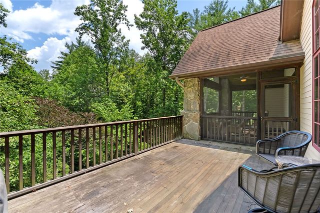 205 Long Cove Court, Sunset, SC 29685