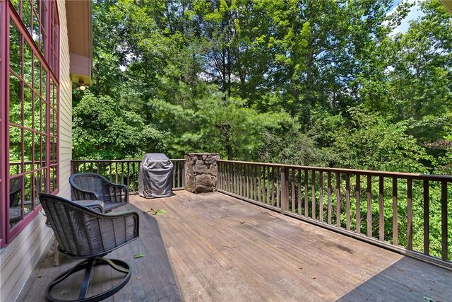 205 Long Cove Court, Sunset, SC 29685