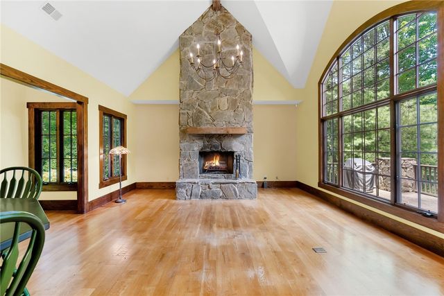 205 Long Cove Court, Sunset, SC 29685