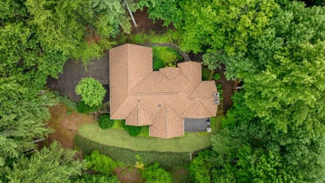 205 Long Cove Court, Sunset, SC 29685