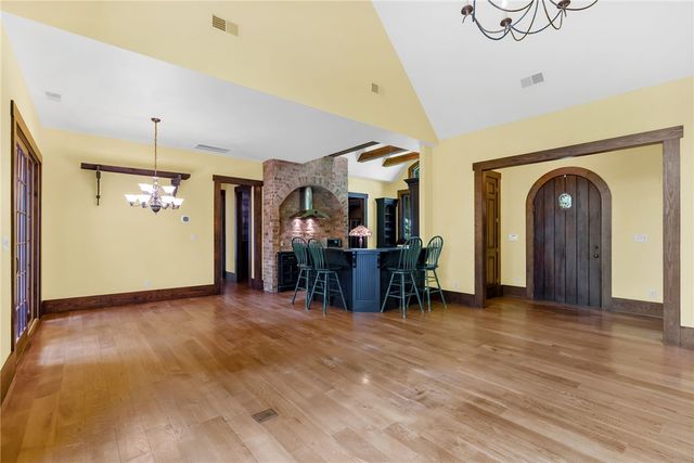 205 Long Cove Court, Sunset, SC 29685