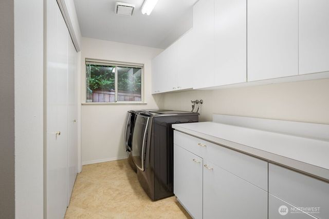 3236 Gravelly Beach Loop NW, Olympia, WA 98502