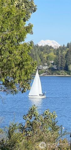 3236 Gravelly Beach Loop NW, Olympia, WA 98502
