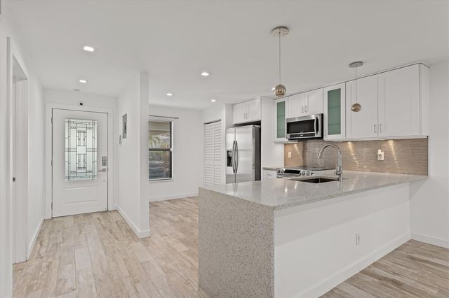 1629 Riverview Road 120, Deerfield Beach, FL 33441