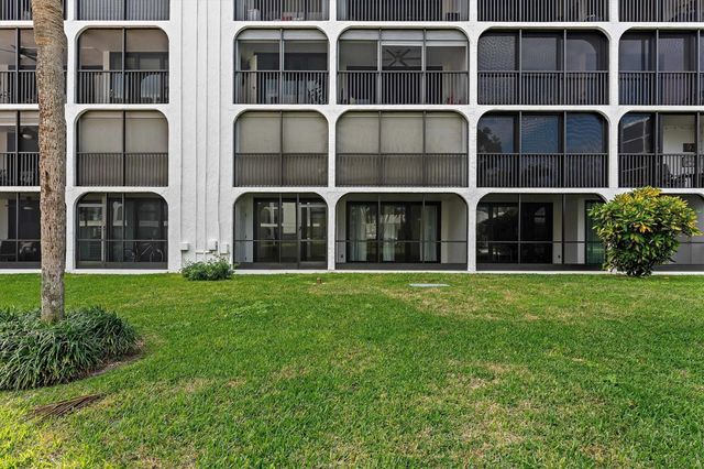 1629 Riverview Road 120, Deerfield Beach, FL 33441