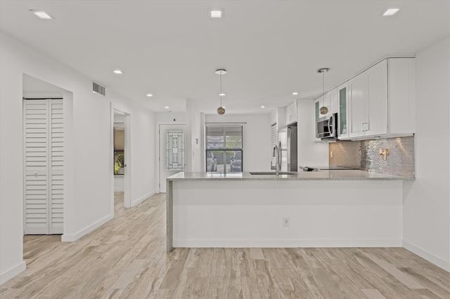 1629 Riverview Road 120, Deerfield Beach, FL 33441