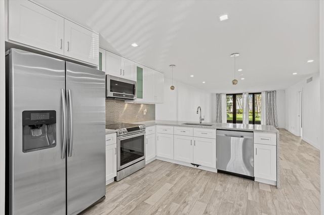 1629 Riverview Road 120, Deerfield Beach, FL 33441