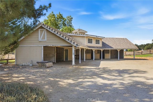 19700 Camino De Paz, Murrieta, CA 92562