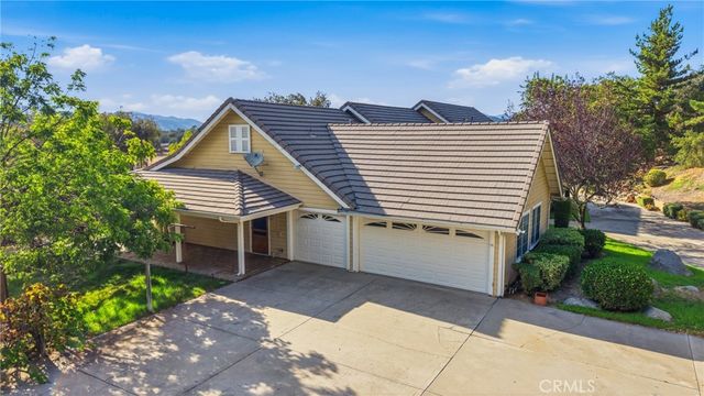 19700 Camino De Paz, Murrieta, CA 92562
