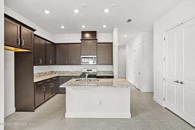 4404 SUN GARDEN Drive, Jacksonville, FL 32257