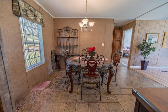 21800 SW 15TH AVENUE, Newberry, FL 32669