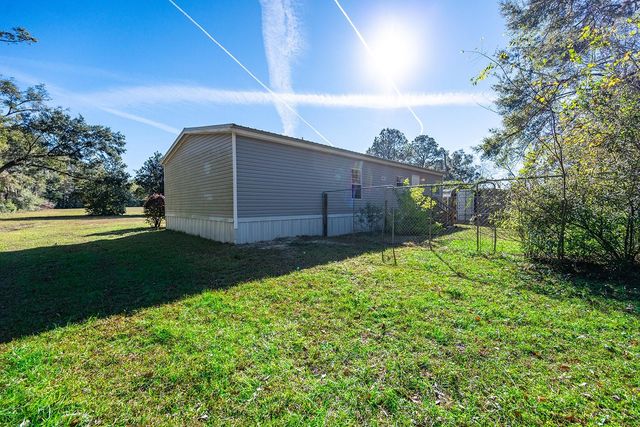 21800 SW 15TH AVENUE, Newberry, FL 32669