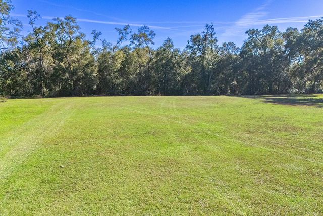 21800 SW 15TH AVENUE, Newberry, FL 32669