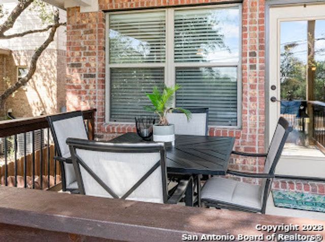 818 Grove Bend, San Antonio, TX 78253