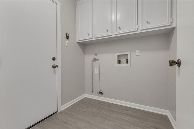 2312 Windsor Drive, Bryan, TX 77802