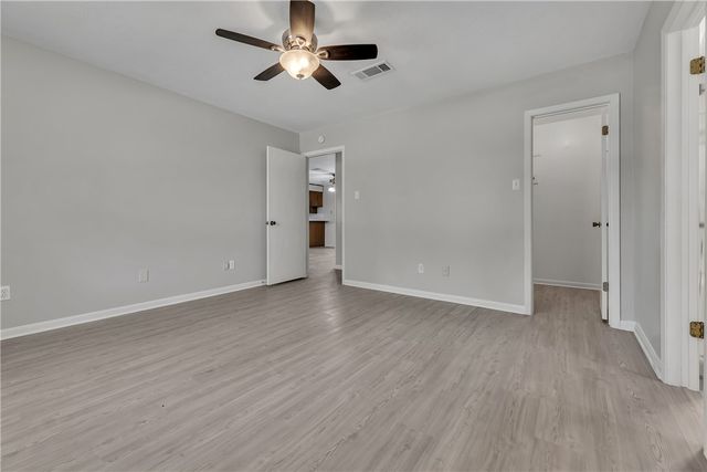 2312 Windsor Drive, Bryan, TX 77802