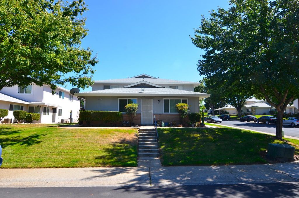 11632 Quartz Dr #4, Auburn, CA 95602