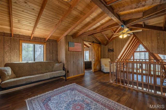 633 Wunderbar Point Drive, Innsbrook, MO 63390