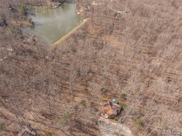 633 Wunderbar Point Drive, Innsbrook, MO 63390