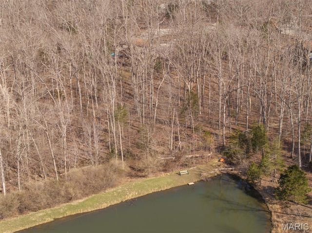 633 Wunderbar Point Drive, Innsbrook, MO 63390