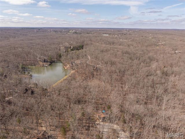633 Wunderbar Point Drive, Innsbrook, MO 63390