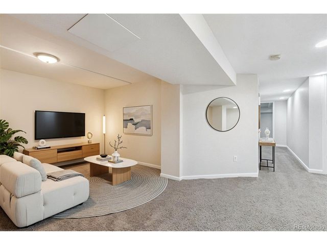 1411 Meade St, Denver, CO 80204