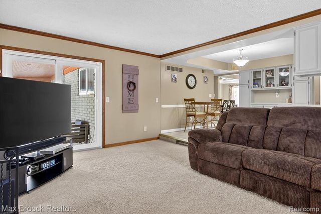 34749 Fargo Drive, Sterling Heights, MI 48312