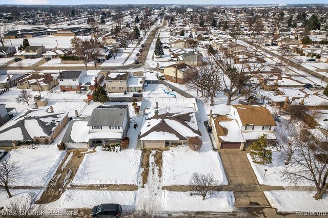 34749 Fargo Drive, Sterling Heights, MI 48312
