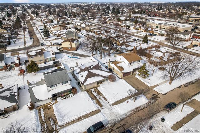 34749 Fargo Drive, Sterling Heights, MI 48312
