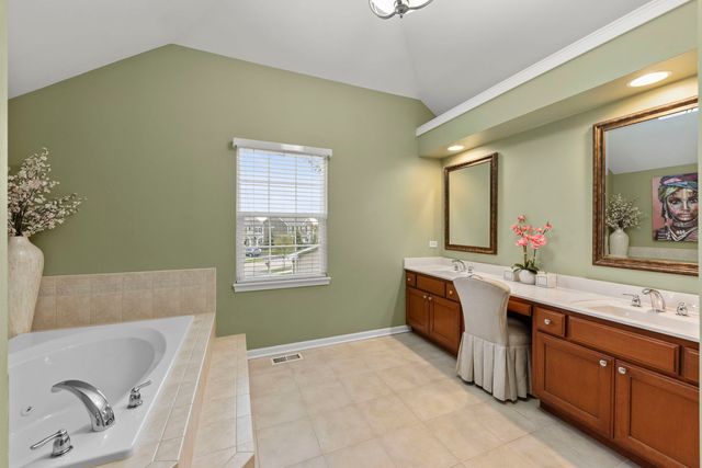 13521 Arborview Circle, Plainfield, IL 60585