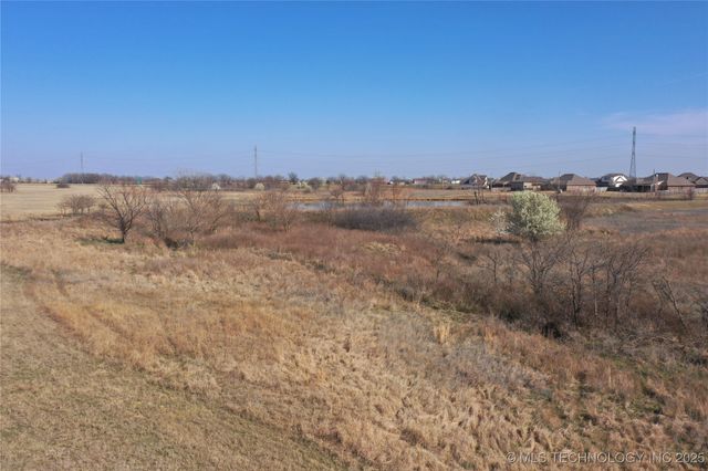 Hwy 75 Highway, Skiatook, OK 74070