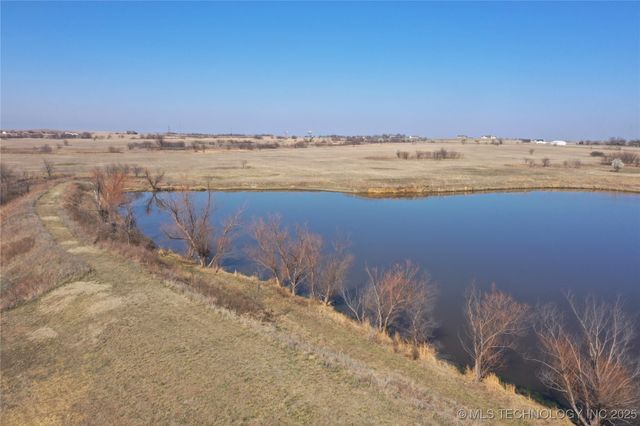 Hwy 75 Highway, Skiatook, OK 74070