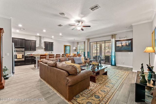 4910 Southern Valley Loop, Brooksville, FL 34601