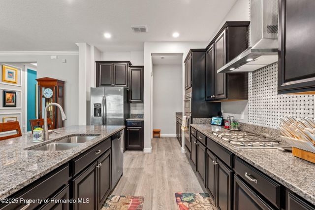 4910 Southern Valley Loop, Brooksville, FL 34601