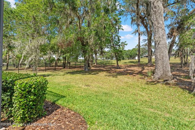4910 Southern Valley Loop, Brooksville, FL 34601