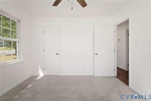3901 Cambridge Pl, Hopewell, VA 23860