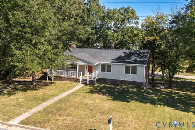 3901 Cambridge Pl, Hopewell, VA 23860