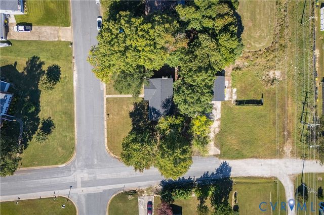 3901 Cambridge Pl, Hopewell, VA 23860