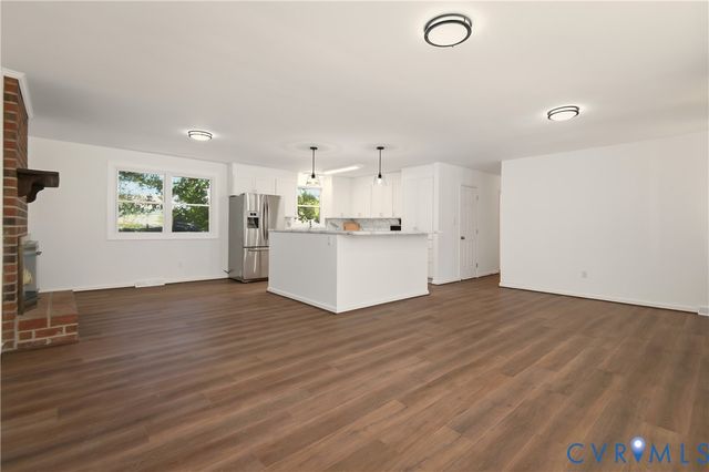 3901 Cambridge Pl, Hopewell, VA 23860