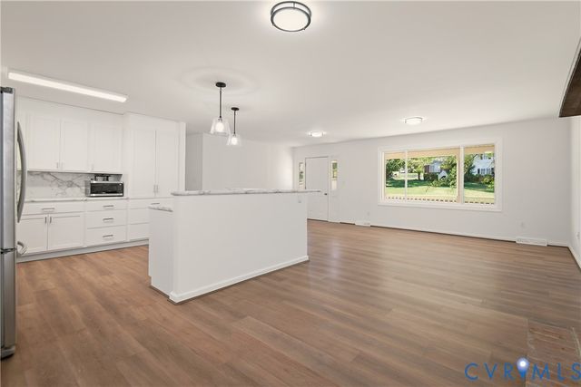 3901 Cambridge Pl, Hopewell, VA 23860