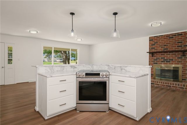 3901 Cambridge Pl, Hopewell, VA 23860