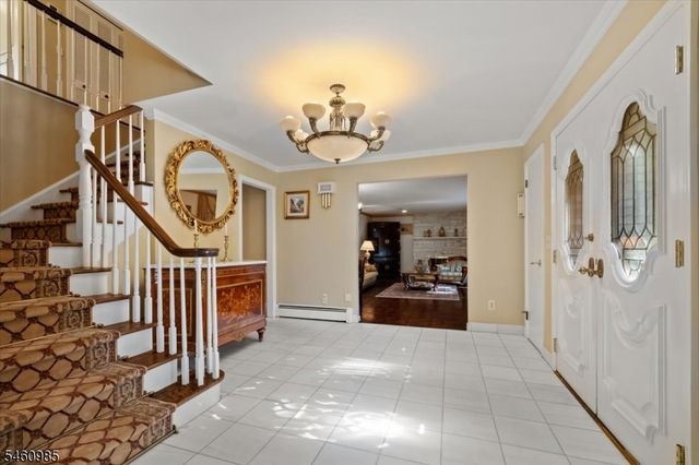 963 Huron Rd, Franklin Lakes Boro, NJ 07417