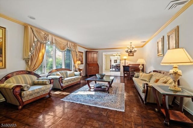963 Huron Rd, Franklin Lakes Boro, NJ 07417