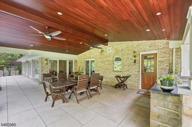 963 Huron Rd, Franklin Lakes Boro, NJ 07417
