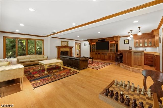 963 Huron Rd, Franklin Lakes Boro, NJ 07417