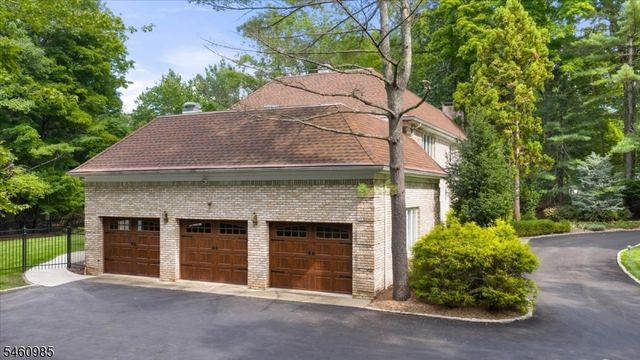 963 Huron Rd, Franklin Lakes Boro, NJ 07417