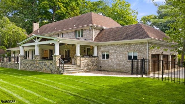 963 Huron Rd, Franklin Lakes Boro, NJ 07417