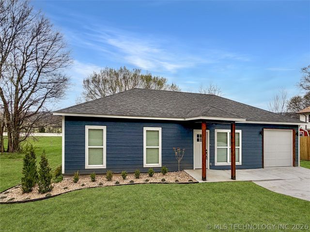 11825 W 838 Road, Tahlequah, OK 74464